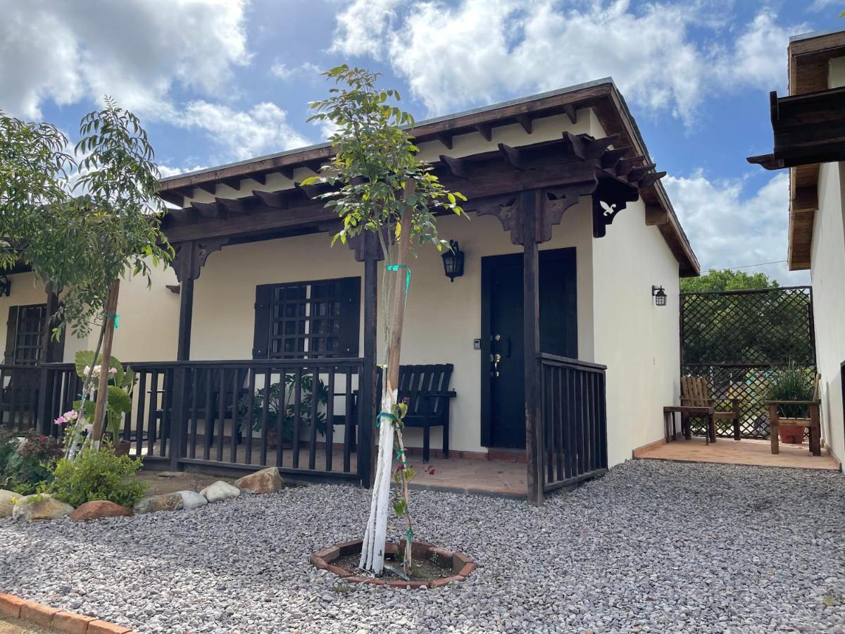 Inn Estancita Elena *